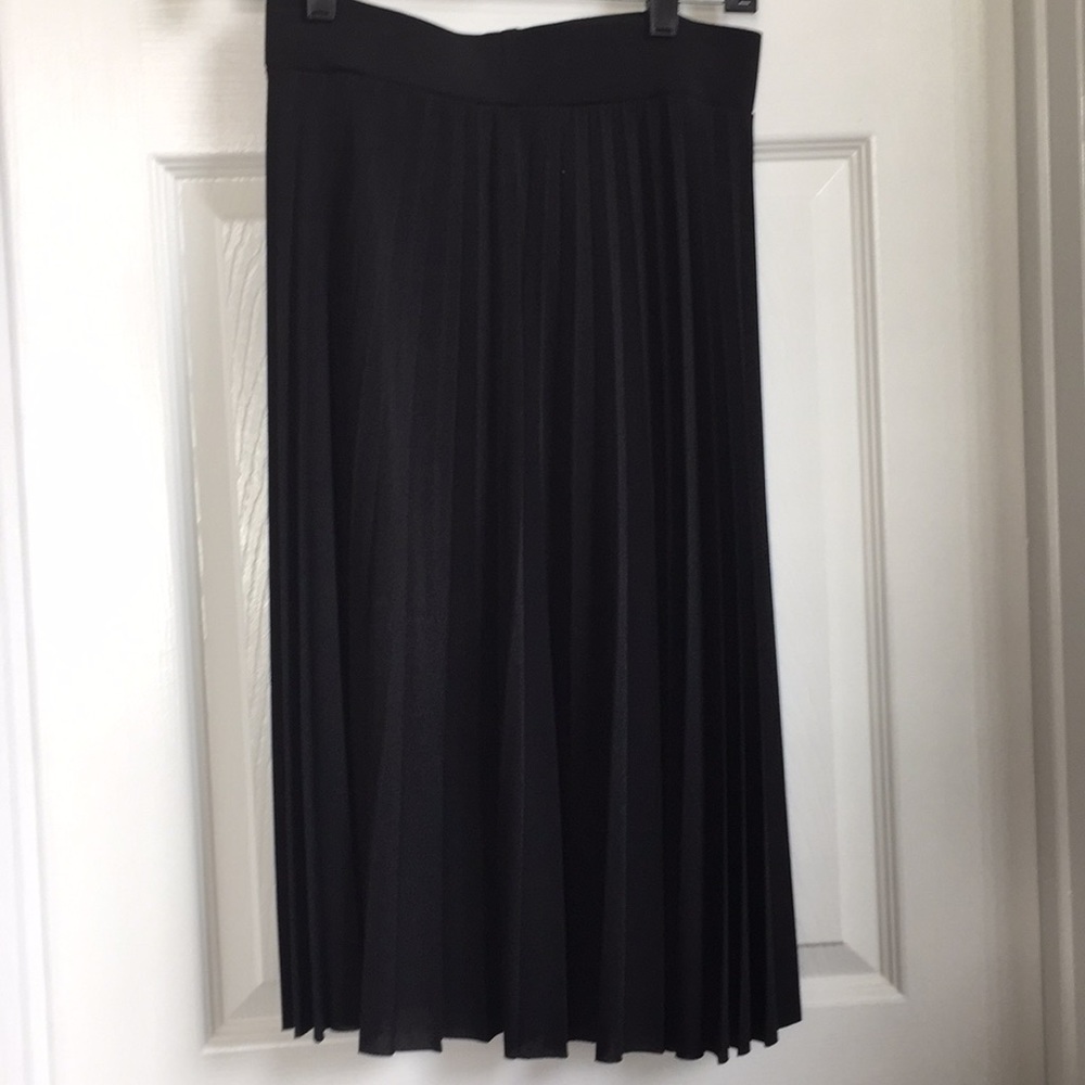 Black skirt-S